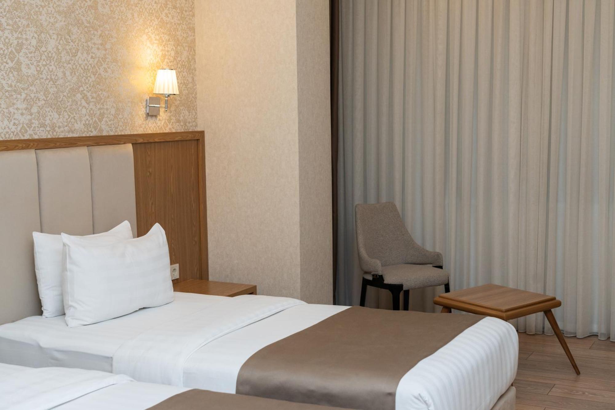Al Anvar Halal Hotel By Hotelpro Group Tashkent Exterior photo